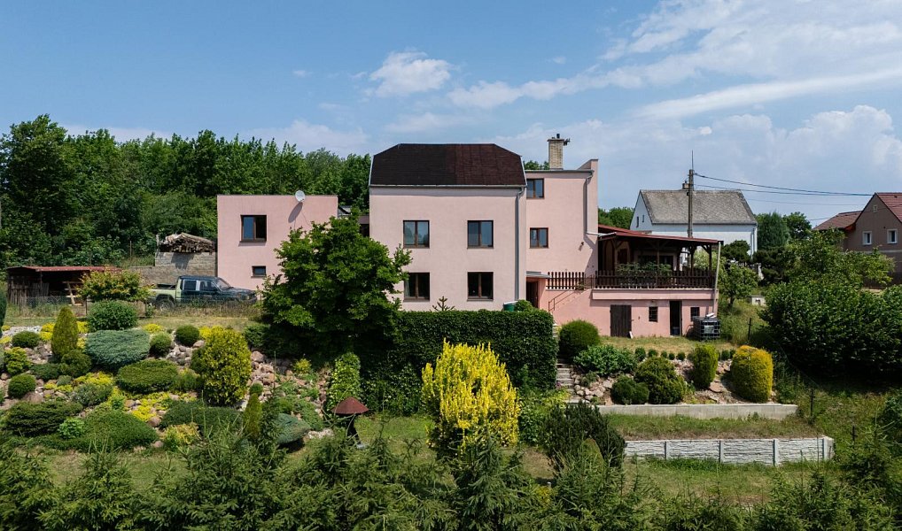 Prodej domu 265 m² s pozemkem 1 277 m², Košťany – náhled fotky 5