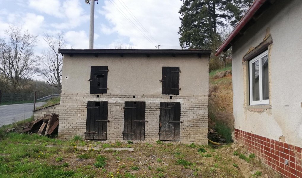 Prodej domu 135 m² s pozemkem 1 090 m², Městečko – náhled fotky 30