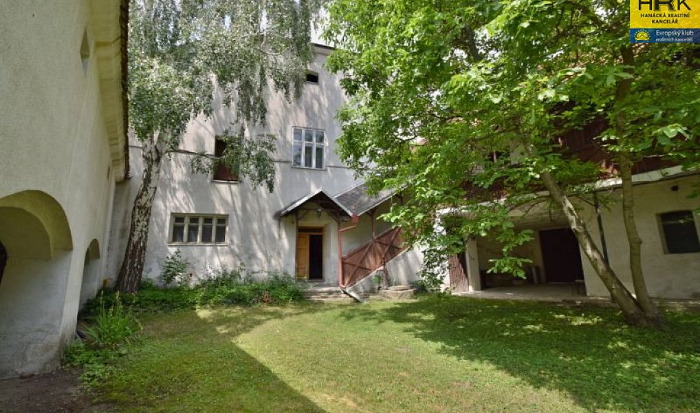 Prodej domu 300 m² s pozemkem 3 106 m², Mostkovice – náhled fotky 14