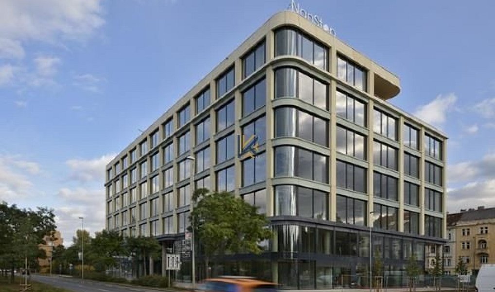 Pronájem kanceláře 700 m², Praha – náhled fotky 3