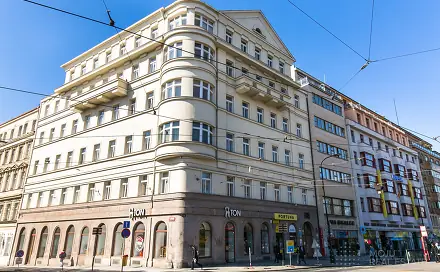 Pronájem kanceláře 212 m², Karlovo náměstí, Praha 2 - Nové Město