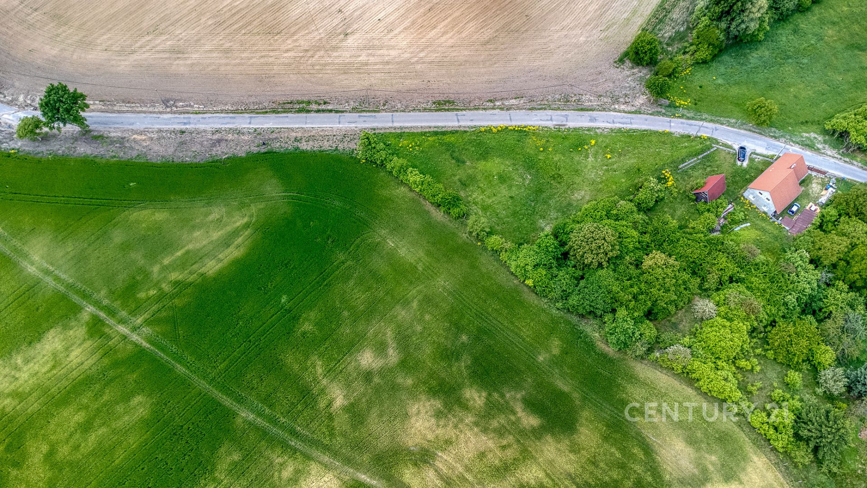 Prodej stavebního pozemku 1 510 m² – fotografie 2