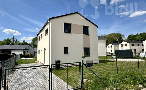 Prodej domu 108 m² s pozemkem 379 m², Pardubice - Doubravice
