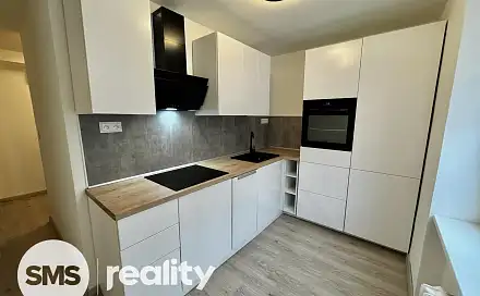 Pronájem bytu 2+1 53 m², Závodní, Karviná - Nové Město