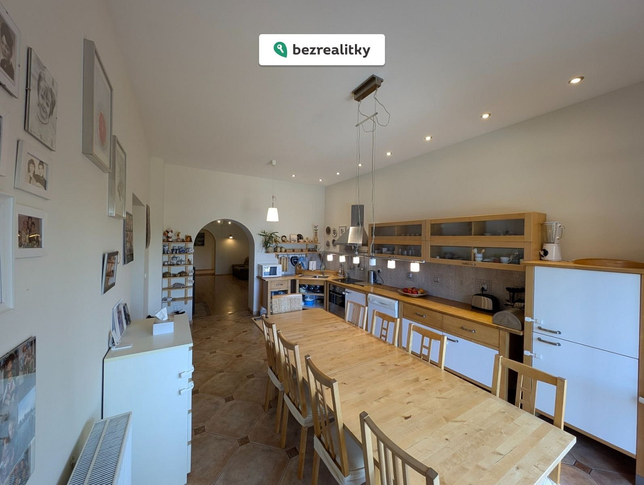 Prodej domu 320 m² s pozemkem 1 182 m² – fotografie 4