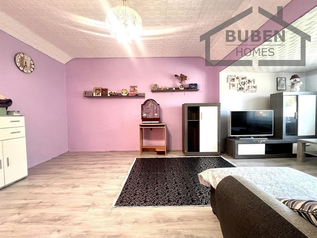 Prodej domu 180 m² s pozemkem 300 m² – fotografie 2