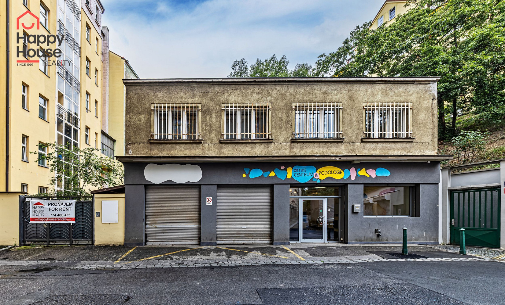 Pronájem obchodních prostor 411 m²