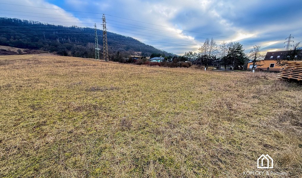 Prodej stavebního pozemku 1 299 m², Trmice – náhled fotky 8
