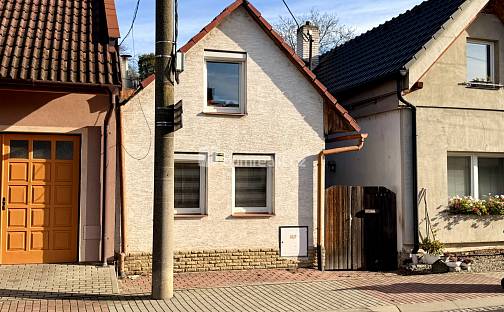 Prodej domu 160 m² s pozemkem 252 m², Boršice, okres Uherské Hradiště