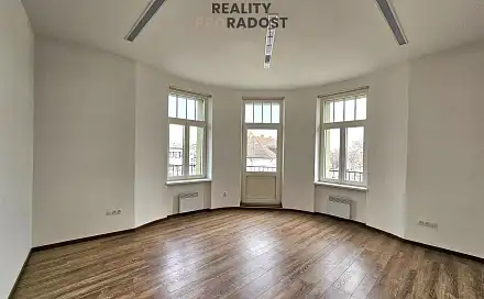 Pronájem kanceláře 62 m², Velkomoravská, Hodonín