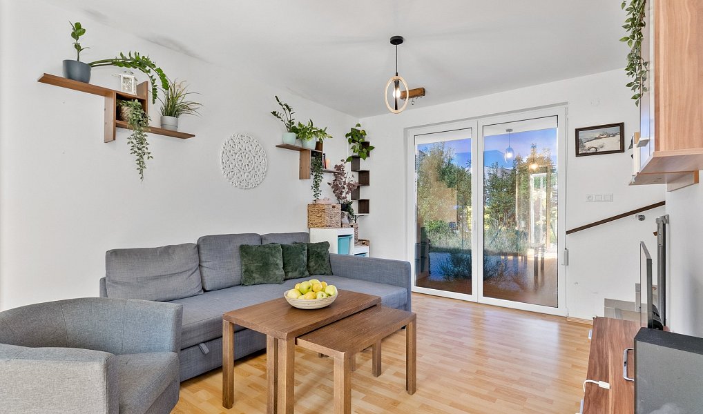Prodej domu 79 m² s pozemkem 313 m², Králův Dvůr – náhled fotky 2