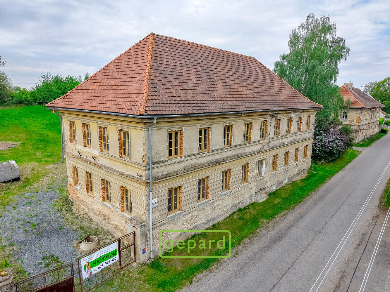 Prodej domu 388 m² s pozemkem 3 321 m² – fotografie 2