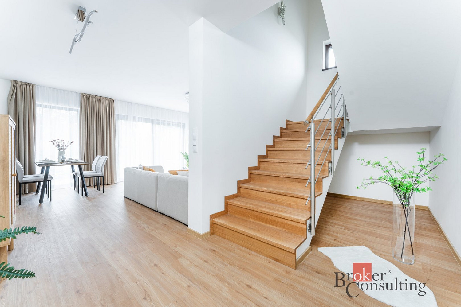 Prodej domu 170 m² s pozemkem 338 m² – fotografie 4