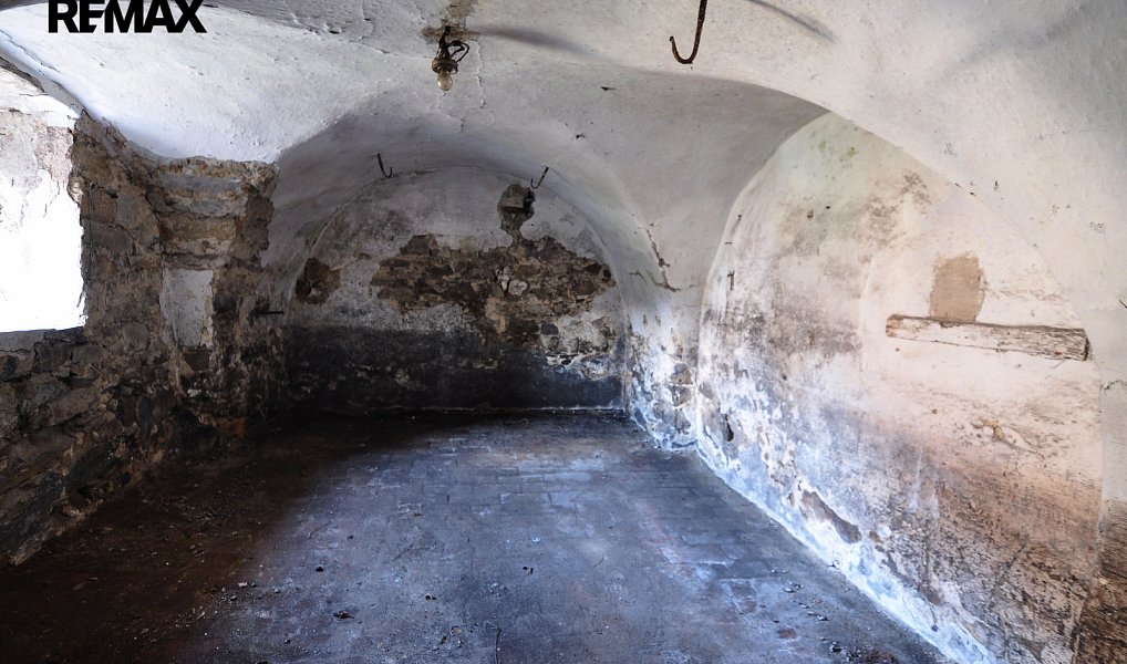 Prodej domu 300 m² s pozemkem 1 942 m², Úštěk – náhled fotky 22