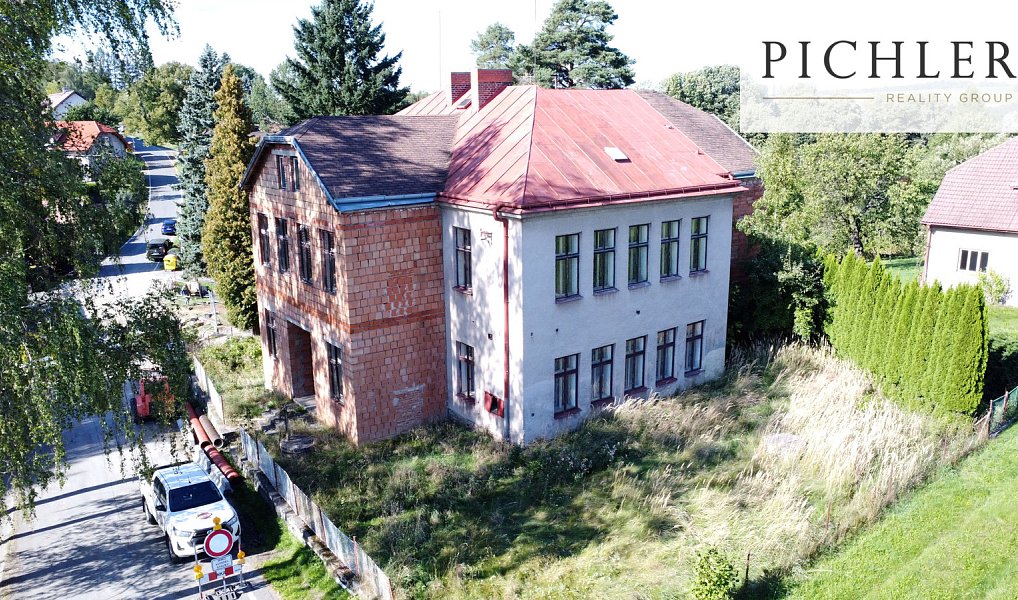 Prodej ubytovacího objektu 940 m², Klokočov – náhled fotky 3