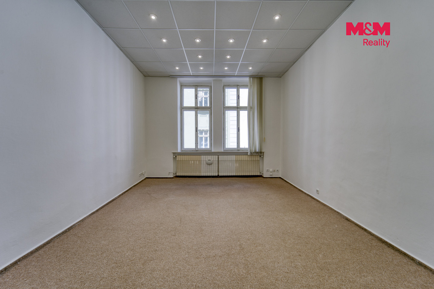 Pronájem kanceláře 112 m² – fotografie 2