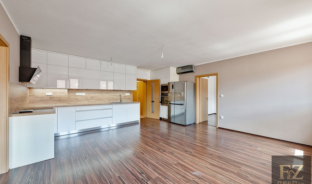 Prodej bytu 3+kk 78 m², Tábor – náhled fotky 7
