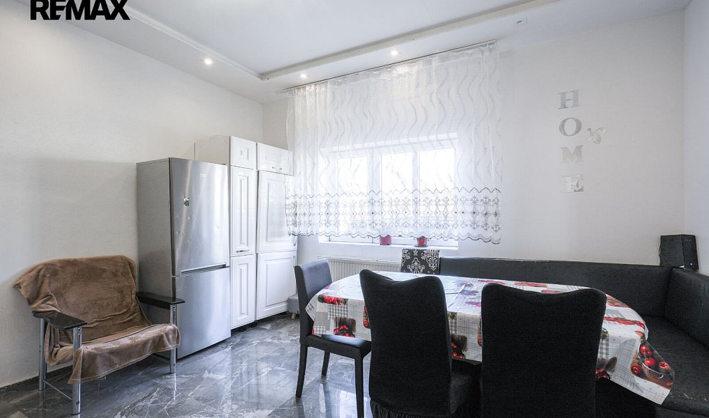Prodej domu 270 m² s pozemkem 777 m², Zabrušany – náhled fotky 42
