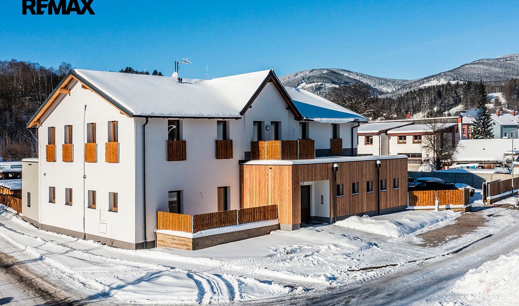 Prodej bytu 2+kk 56 m², Svoboda nad Úpou – náhled fotky 31