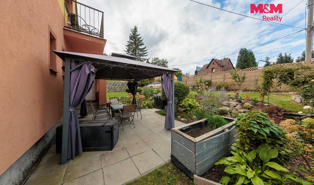 Prodej domu 160 m² s pozemkem 987 m², Nová Role – náhled fotky 16