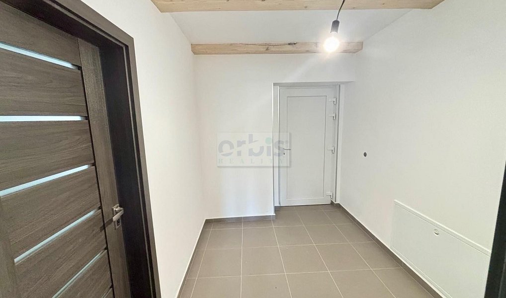 Prodej bytu 5+kk 155 m², Svinařov – náhled fotky 8