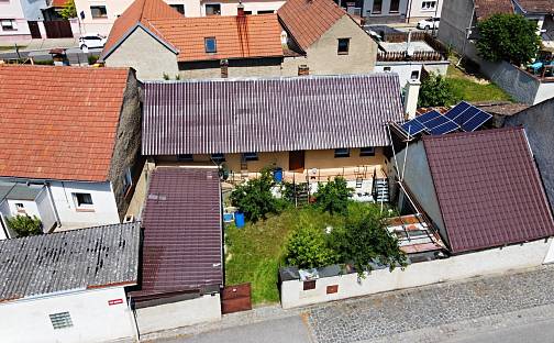 Prodej domu 110 m² s pozemkem 392 m², Pod Kanálem, Dobříň, okres Litoměřice