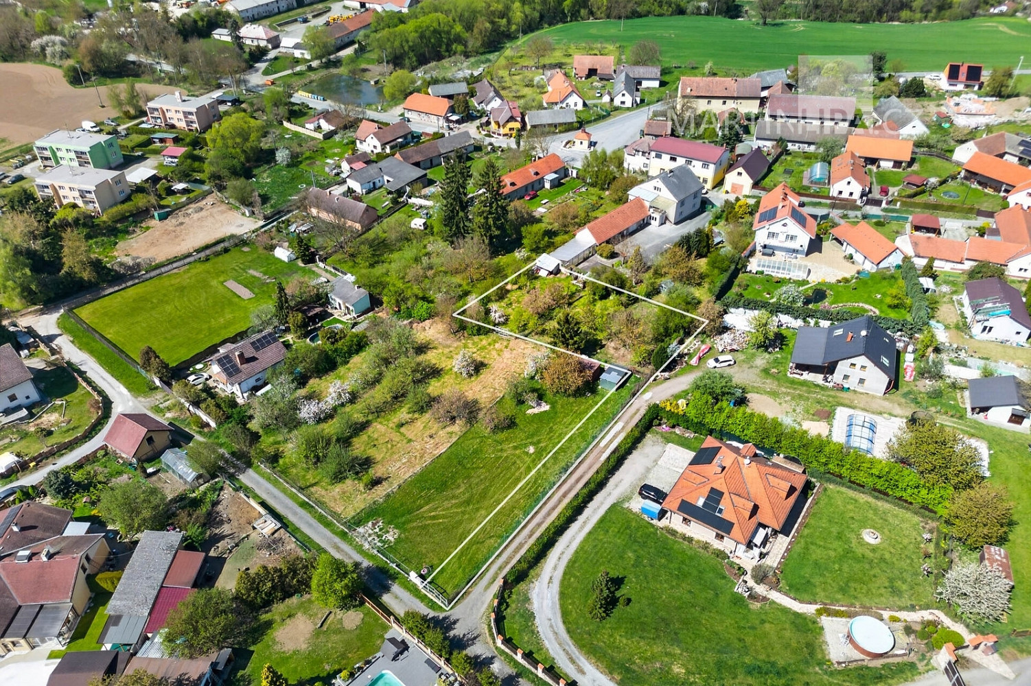 Prodej stavebního pozemku 1 210 m² — photo 3