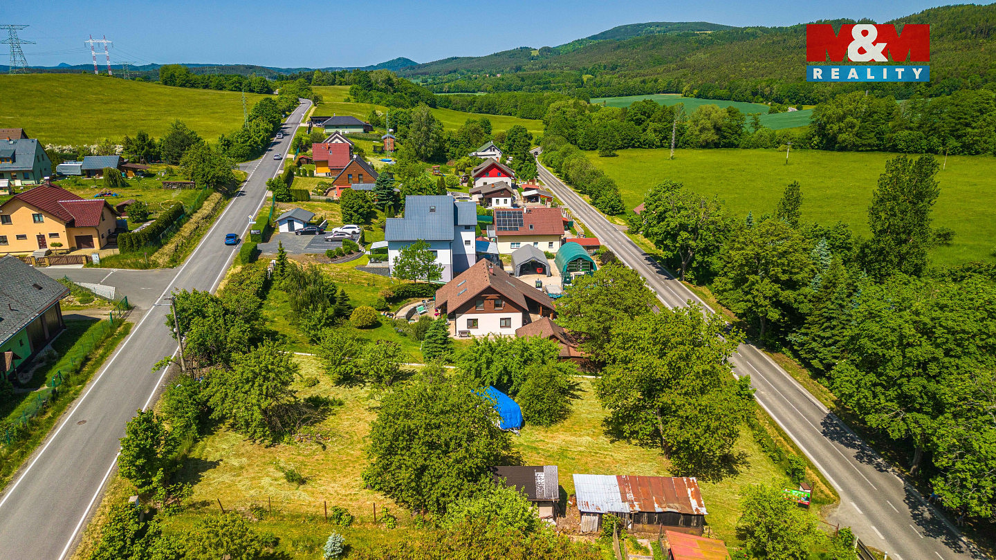 Prodej stavebního pozemku 1 536 m² – další