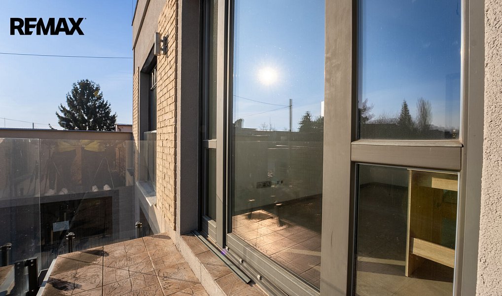 Prodej domu 280 m² s pozemkem 464 m², Kostelec nad Labem – náhled fotky 2