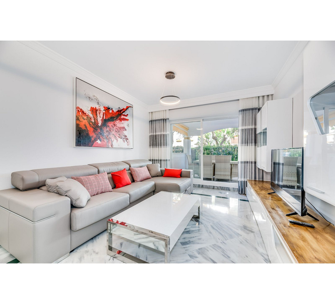 Piso 3+kk – Marbella, Nueva Andalucía - Vista 3