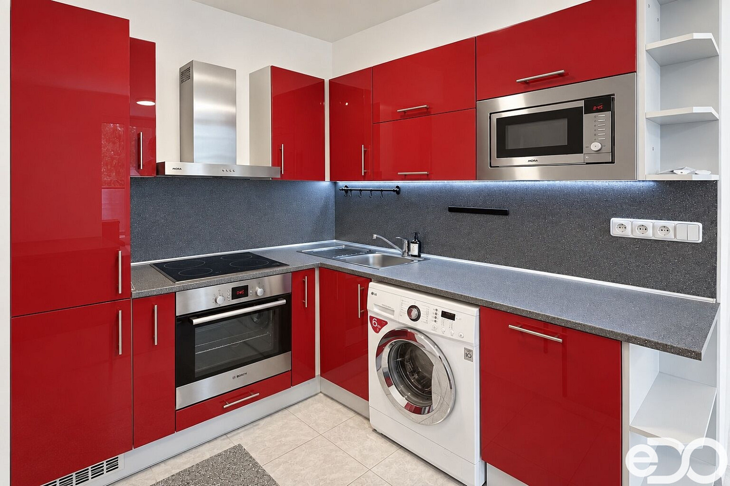 Pronájem bytu 2+kk 41 m² – fotografie 2