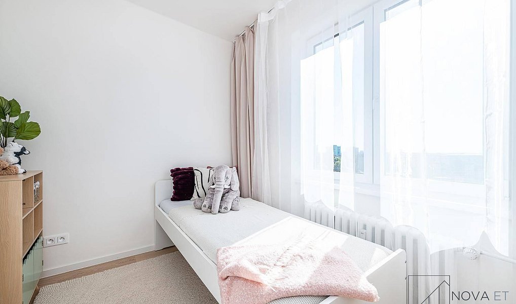 Prodej bytu 4+kk 79 m², Praha – náhled fotky 14