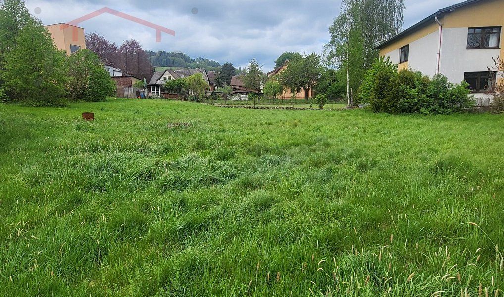 Prodej stavebního pozemku 1 761 m², Semily – náhled fotky 2