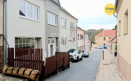 Pronájem obchodních prostor 61 m², Dr. Odstrčila, Moravský Krumlov, okres Znojmo