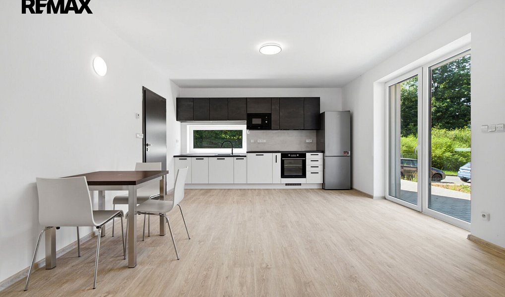 Prodej domu 152 m² s pozemkem 642 m², Dolní Dobrouč – náhled fotky 9