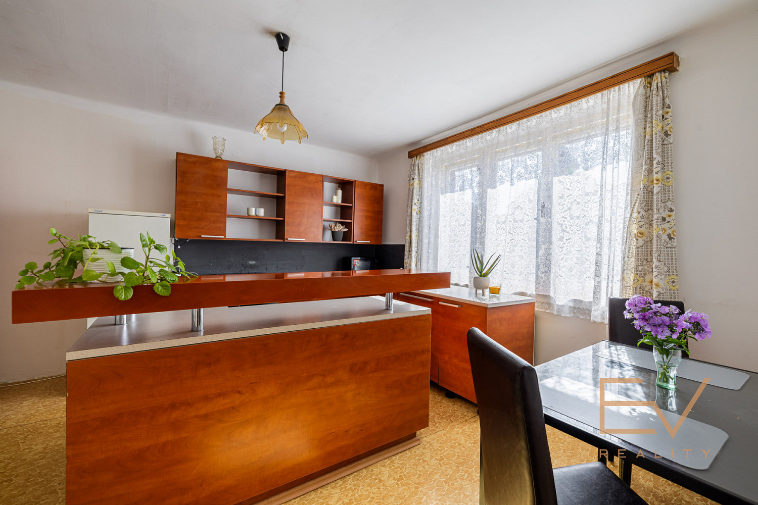 Prodej domu 216 m² s pozemkem 681 m²