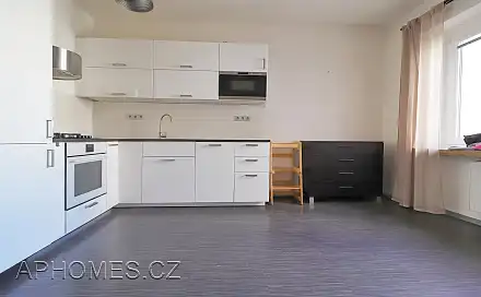 Pronájem bytu 3+kk 80 m²