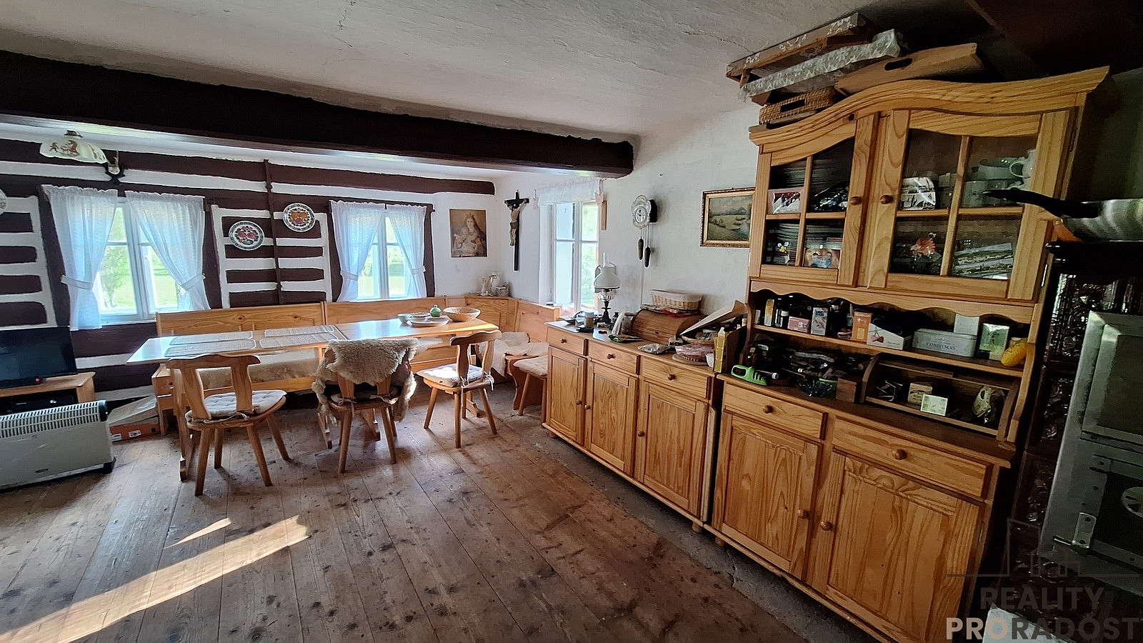 Prodej domu 95 m² s pozemkem 1 505 m² – fotografie 2