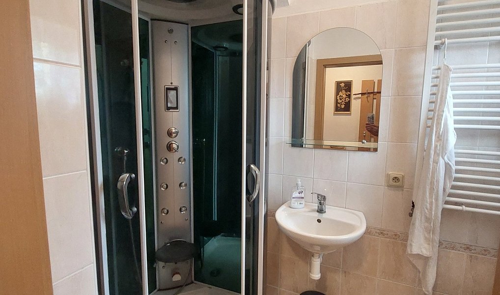Prodej domu 138 m² s pozemkem 681 m², Turnov – náhled fotky 19