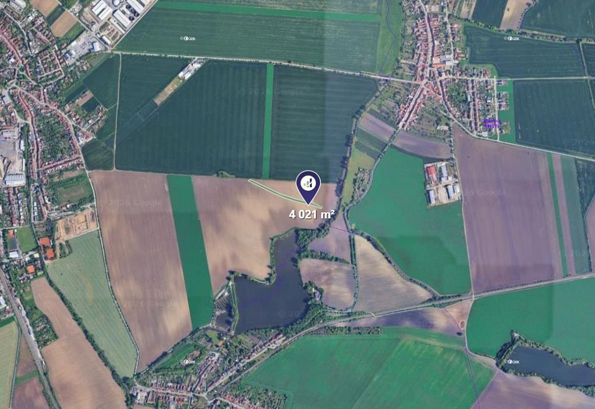 Prodej pole 2 011 m² – fotografie 2