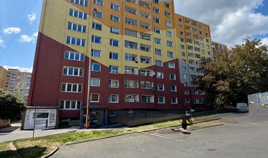 Prodej bytu 2+1 63 m², Chomutov – fotka 1 z 8