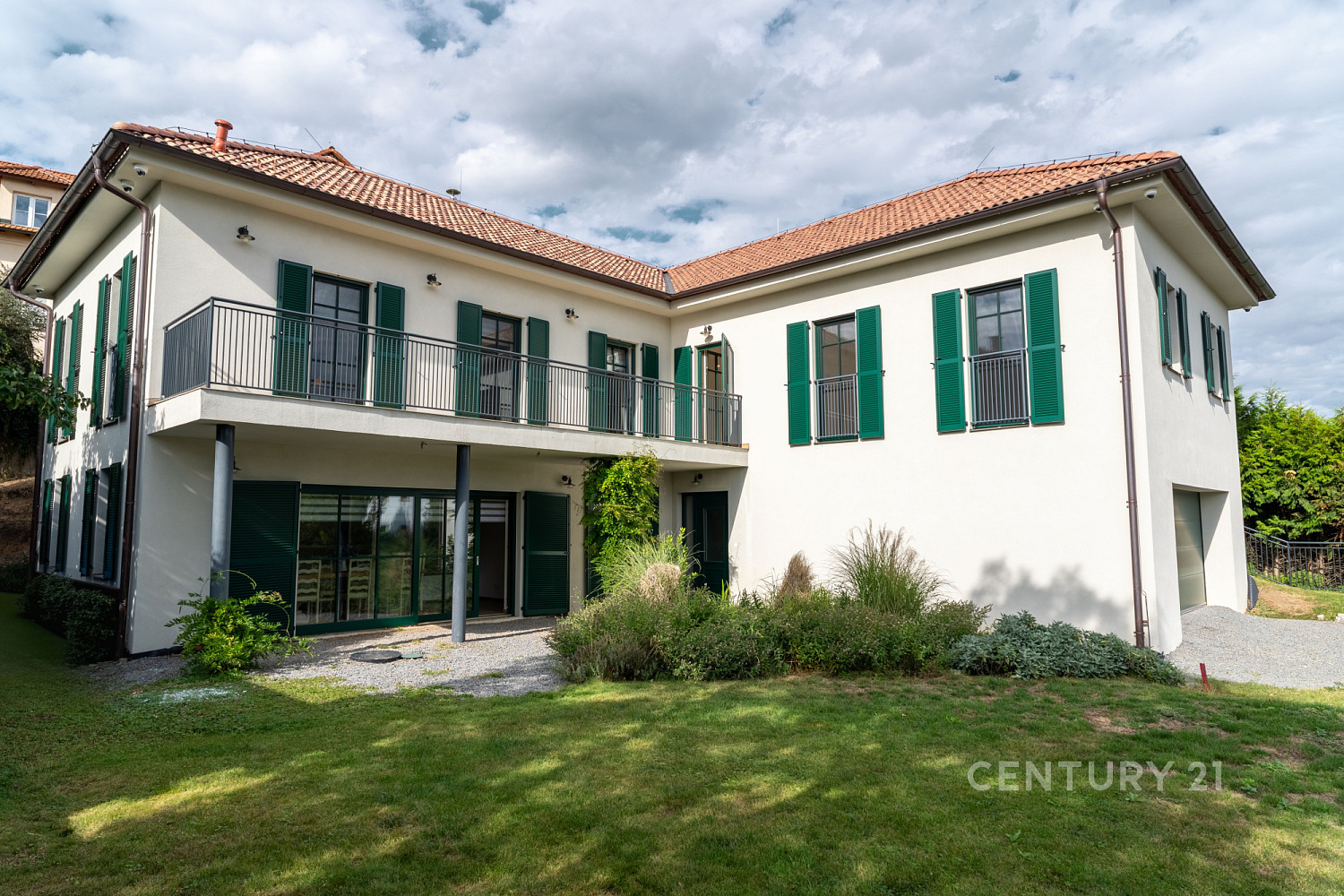 Prodej domu 268 m² s pozemkem 895 m²