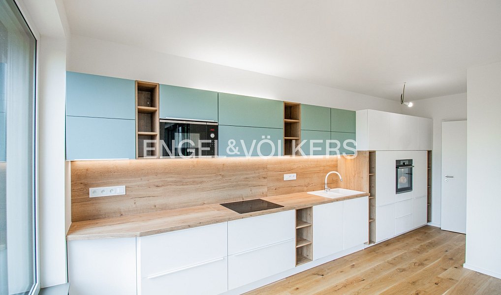Pronájem bytu 2+kk 53 m², Praha – fotka 1 z 7