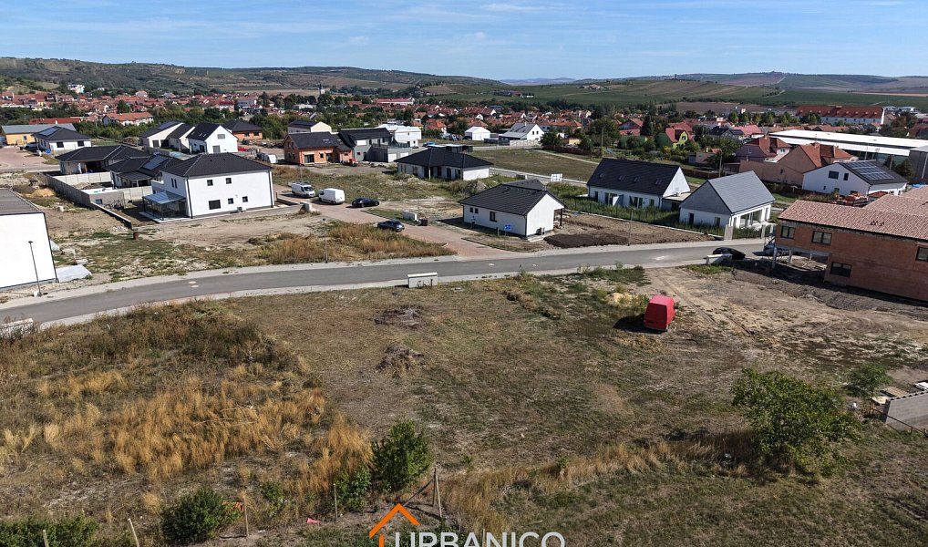Prodej stavebního pozemku 654 m², Velké Pavlovice – náhled fotky 8