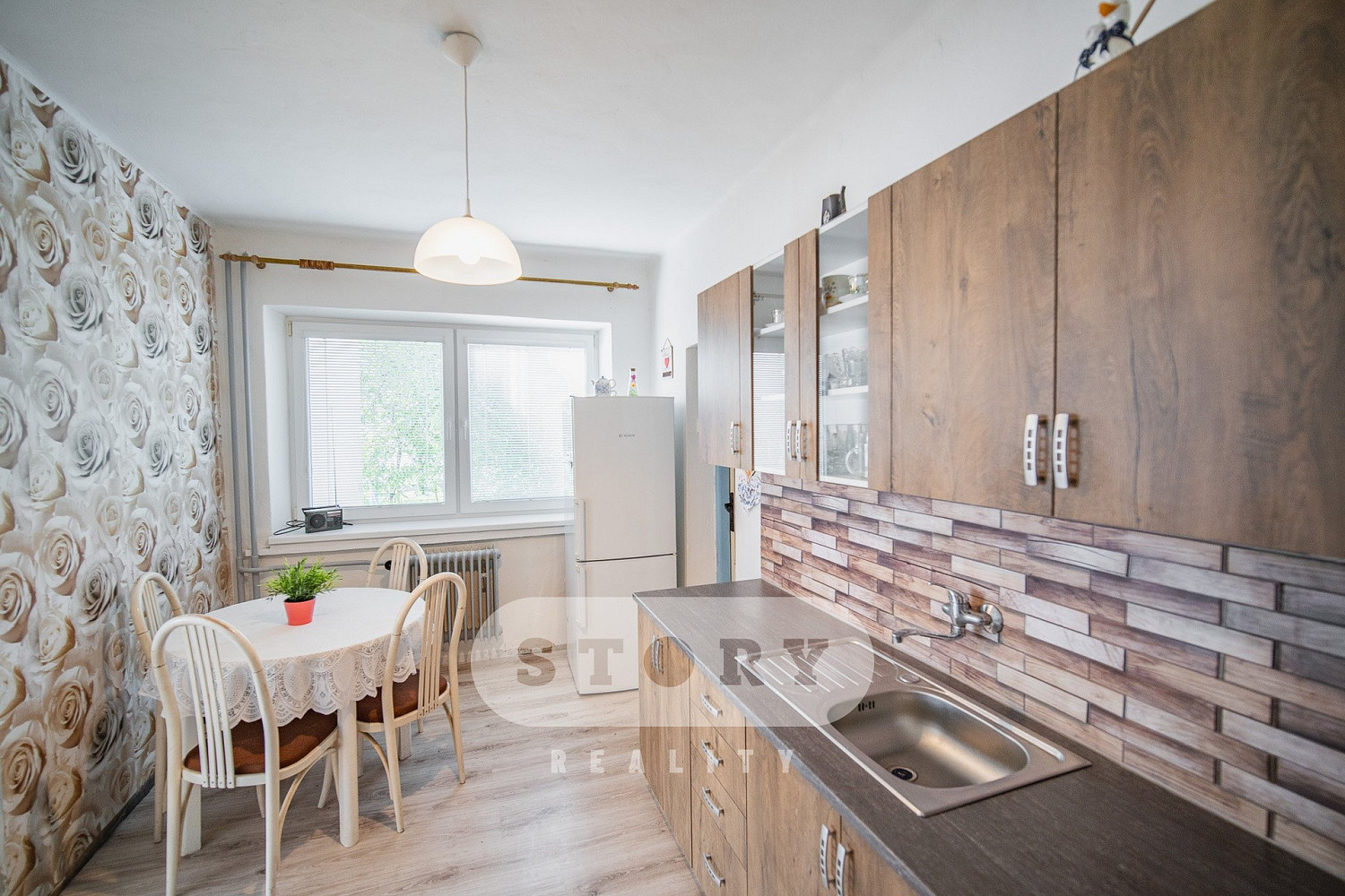 Prodej domu 297 m² s pozemkem 1 752 m² - Widok 5