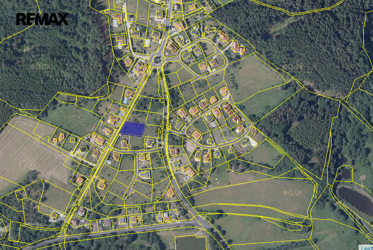 Prodej pozemku 1 242 m² - Widok 2