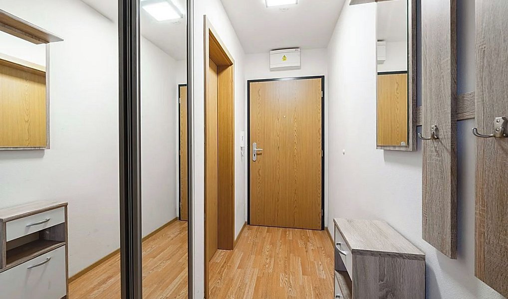 Prodej bytu 1+kk 94 m², Hostivice – náhled fotky 11