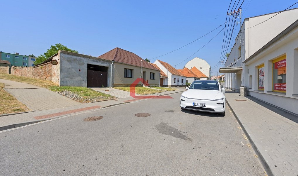 Prodej domu 299 m² s pozemkem 1 352 m², Zaječí – náhled fotky 24