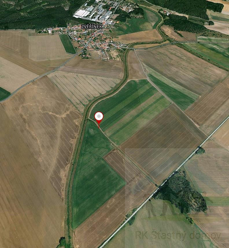 Prodej pole 9 424 m²