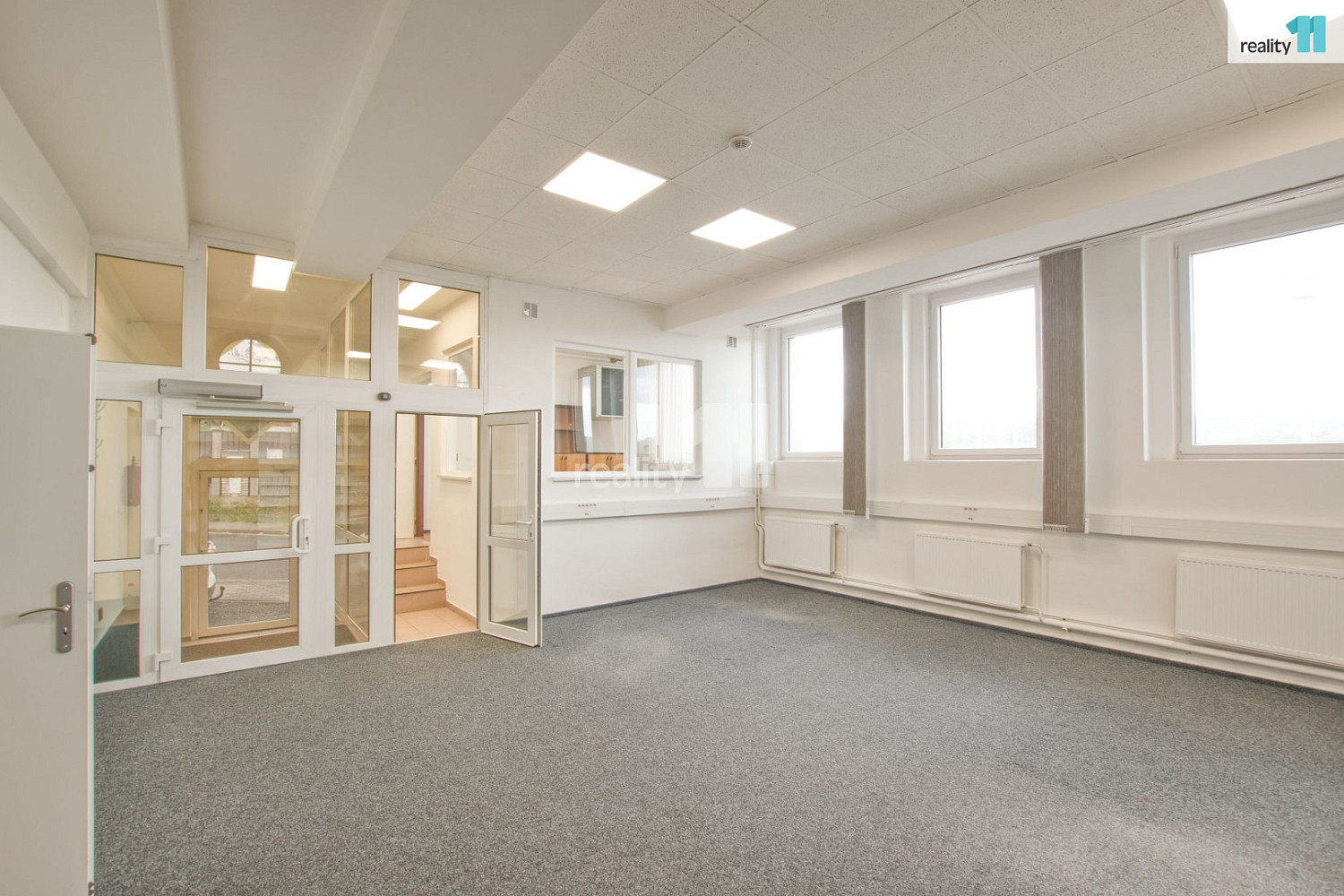 Pronájem kanceláře 68 m² – fotografie 4